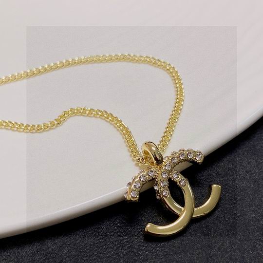 2025 Chanel Necklace2 0912